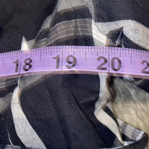 Kenneth Blake plaid  belted coat jacket Sz L - Picture 7 of 15